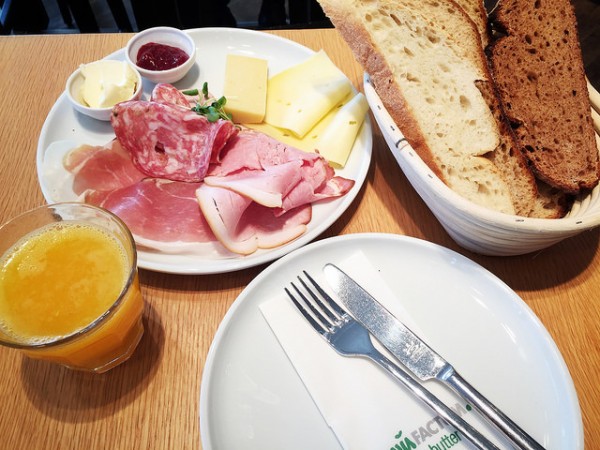 PHOTOS: breakfasts from around the world - The Traveller's Magazine